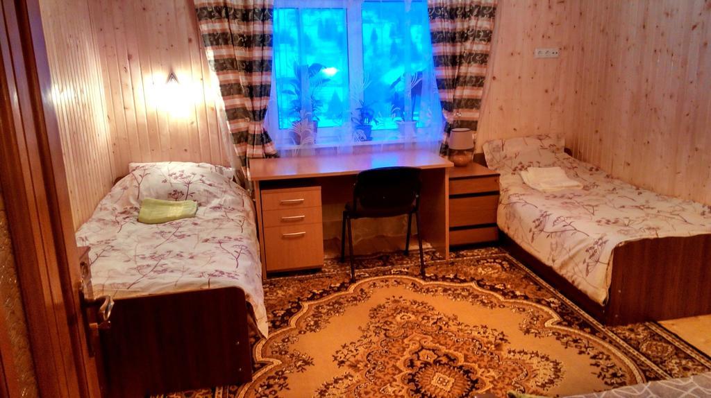 Cottage Ozerniy Лазещина Номер фото